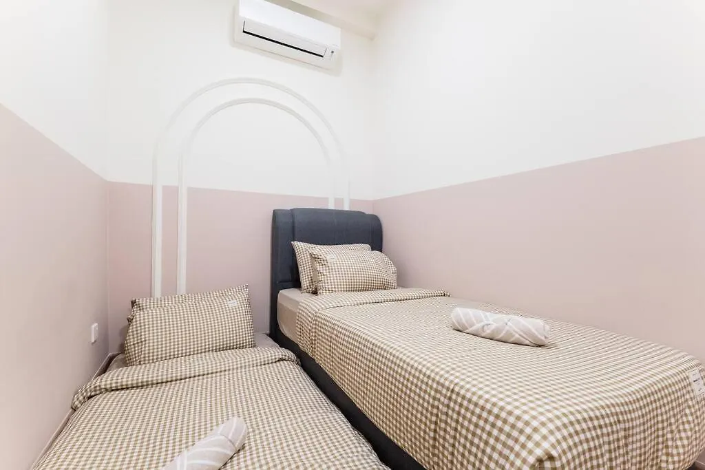 Ferienwohnung Arte Mont Kiara Duplex 4 Pax Jacuzzi Kuala Lumpur Apartment